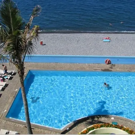 Apartment Sea Breeze Beach Penthouse - Praia Formosa