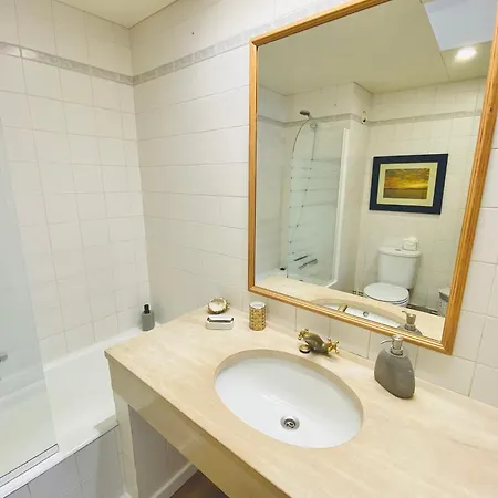 Sea Breeze Beach Penthouse - Praia Formosa Funchal (Madeira)