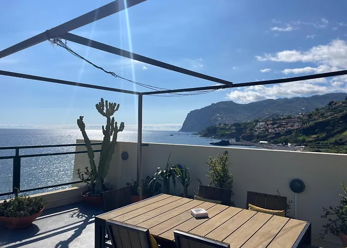 Sea Breeze Beach Penthouse - Praia Formosa * Funchal